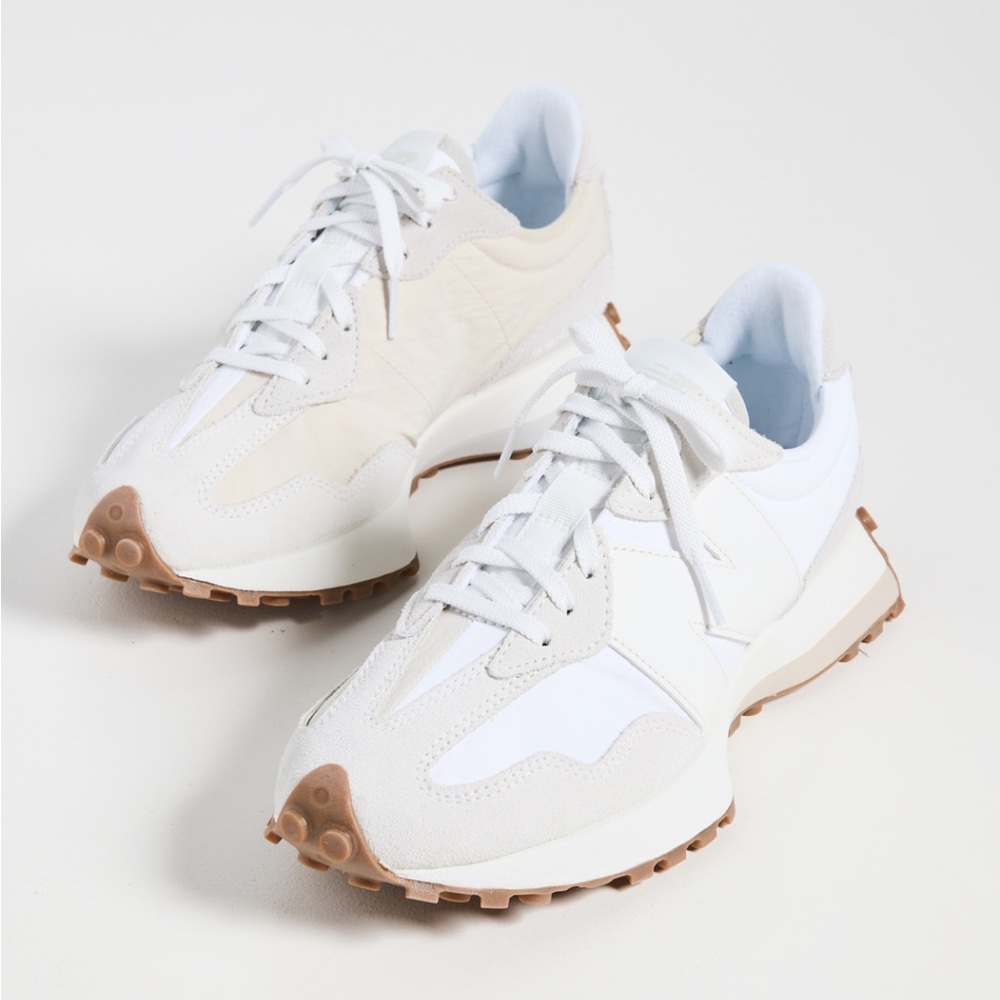 New Balance 327 Neutral Sneakers